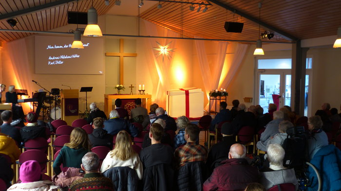 P1100767_Gemeinde_Advent.JPG